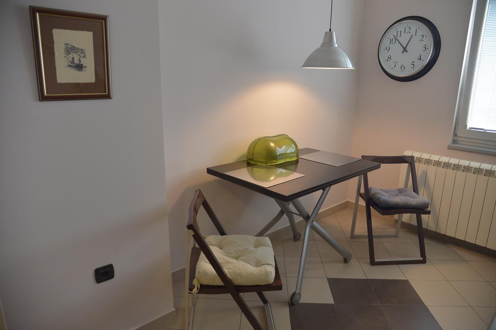 Apartment Danica بلغراد الغرفة الصورة